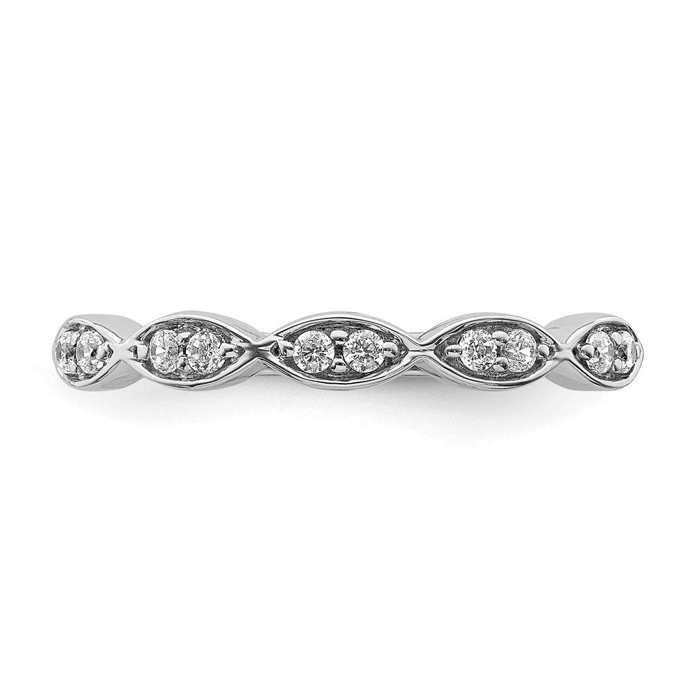14k White Gold Fancy Diamond Band Size 7