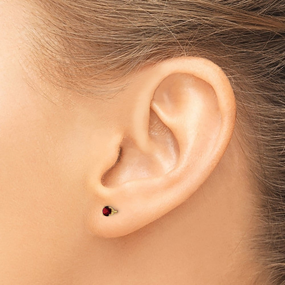 14k Yellow Gold 3mm January/Garnet Post Earrings