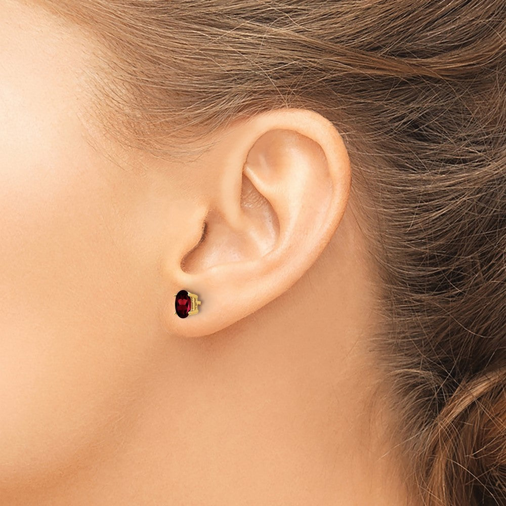 14k Yellow Gold 6x4mm Oval Garnet Earrings