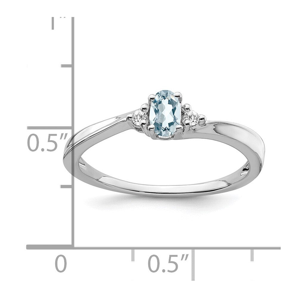 14k White Gold Aquamarine and Diamond Ring Size 7