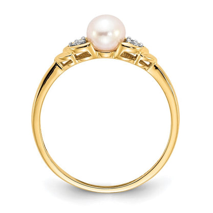 14K Yellow Gold FW Cultured Pearl and Diamond Ring