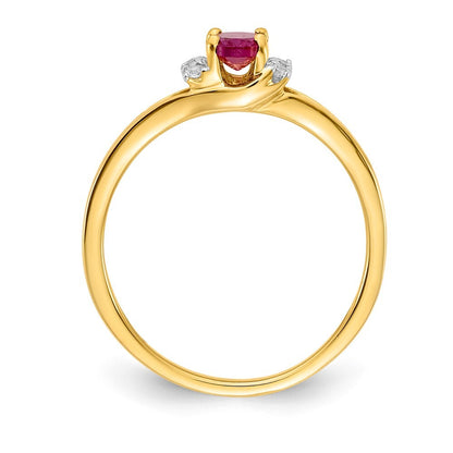 14K Yellow Gold Diamond and Oval Ruby Ring Size 7