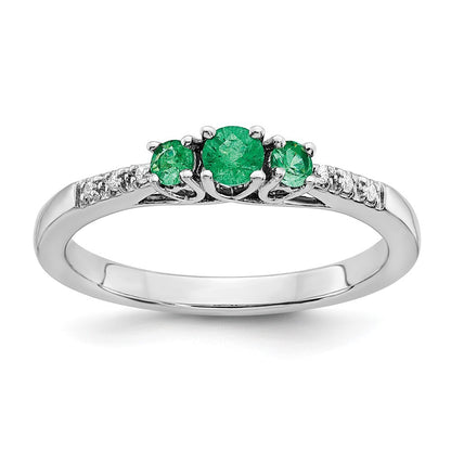 14k White Gold Emerald and Diamond 3-stone Ring Size 7