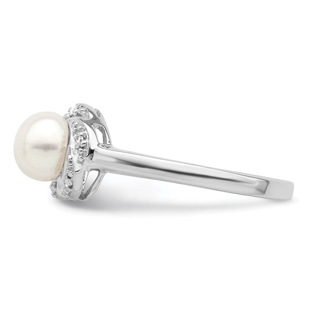 Sterling Silver Rhodium 6mm FW Cultured Button Pearl & Diamond Ring Size 8