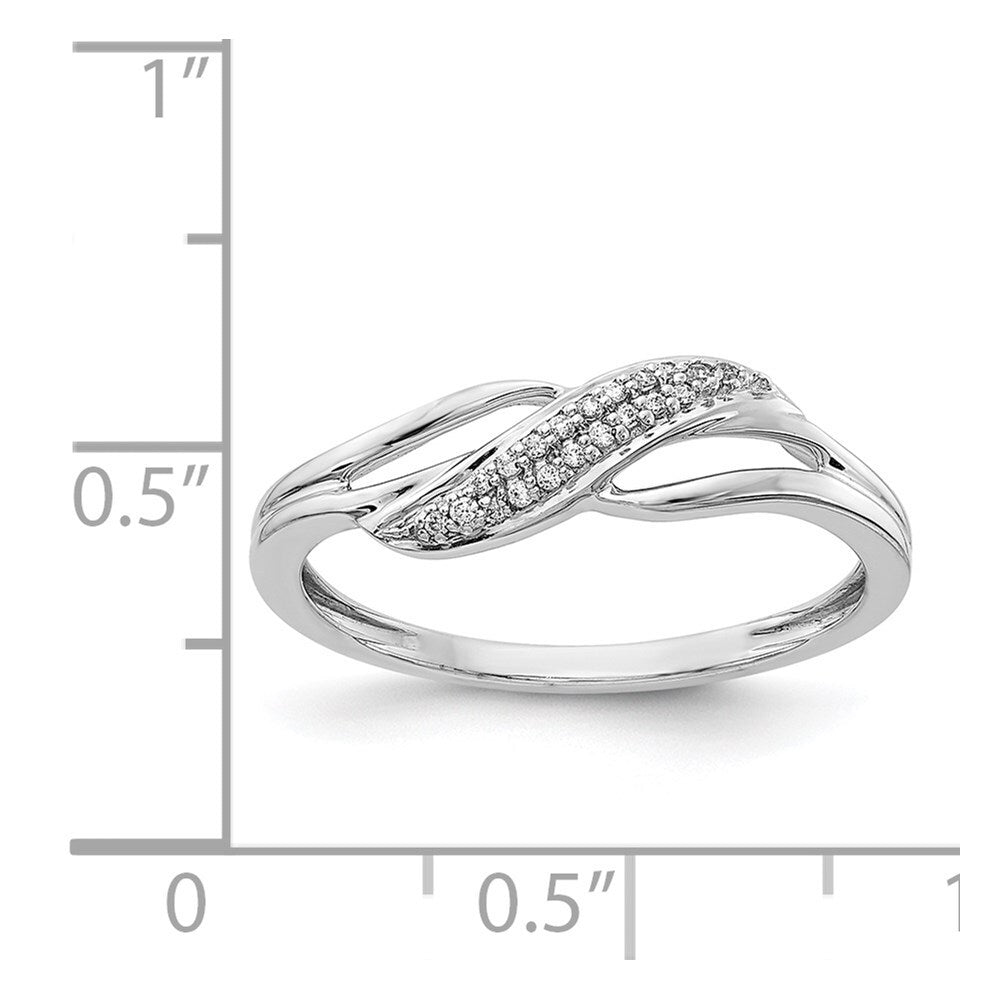 14k White Gold Diamond Fashion Ring Size 7