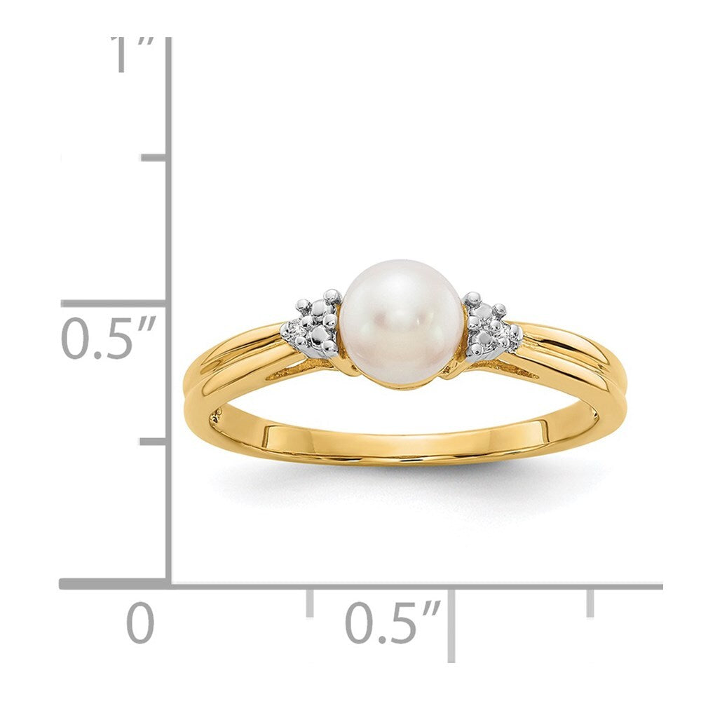 14K Yellow Gold Diamond and FW Cultured Pearl Ring