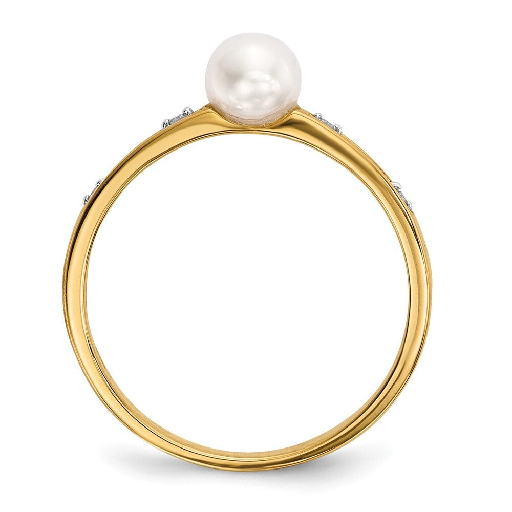 14K Yellow Gold Freshwater Cultured Pearl and Diamond Ring
