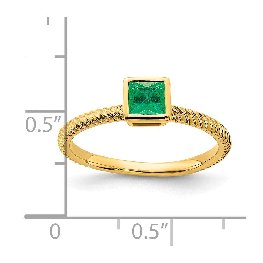 14K Yellow Gold Square Bezel Emerald Ring Size 7