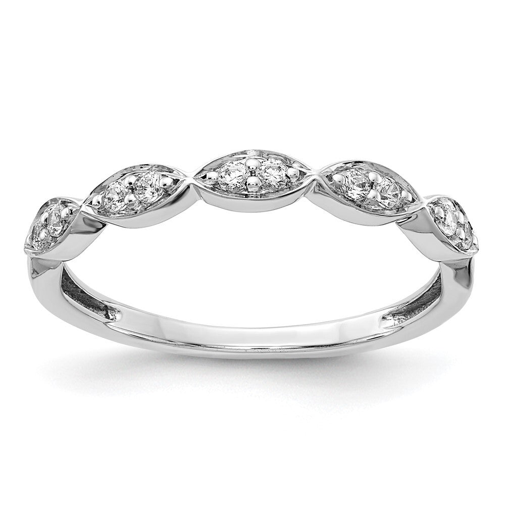 14k White Gold Fancy Diamond Band Size 7