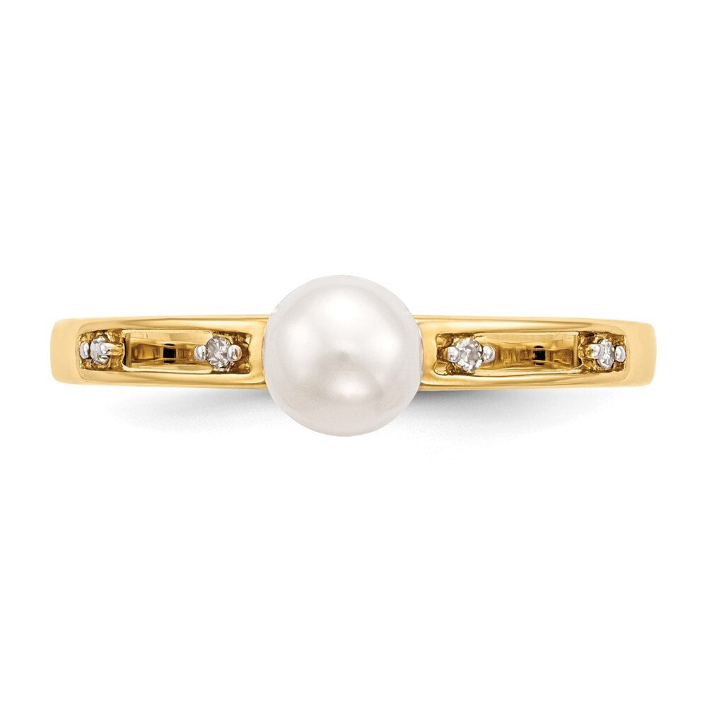 14K Yellow Gold Freshwater Cultured Pearl and Diamond Ring