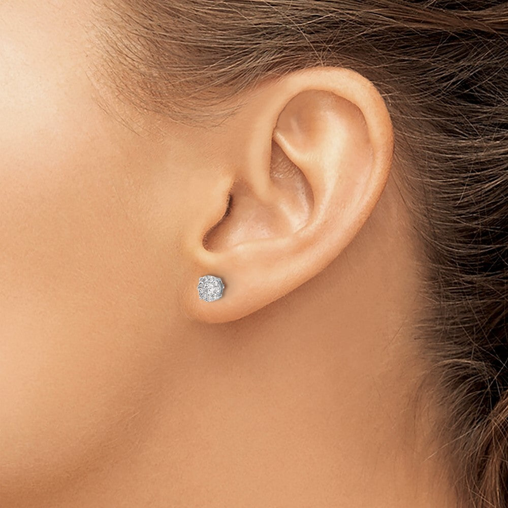 14k White Gold Diamond Cluster Stud Earrings