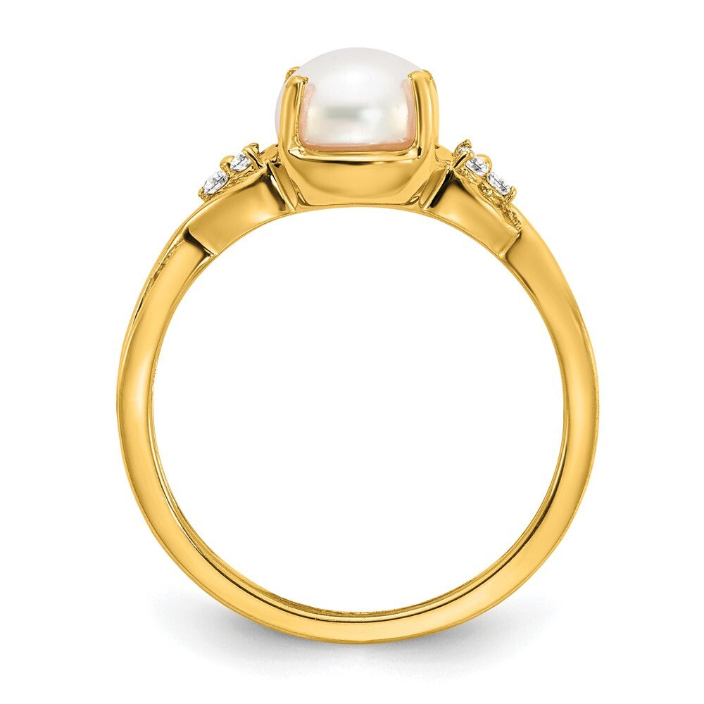 14K Yellow Gold FWC Pearl and Diamond Ring Size 7