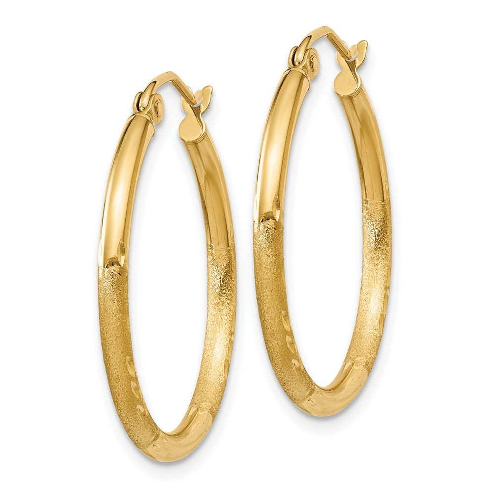 14k Yellow Gold Satin and Diamond-cut 2mm Round Tube Hoop Earrings