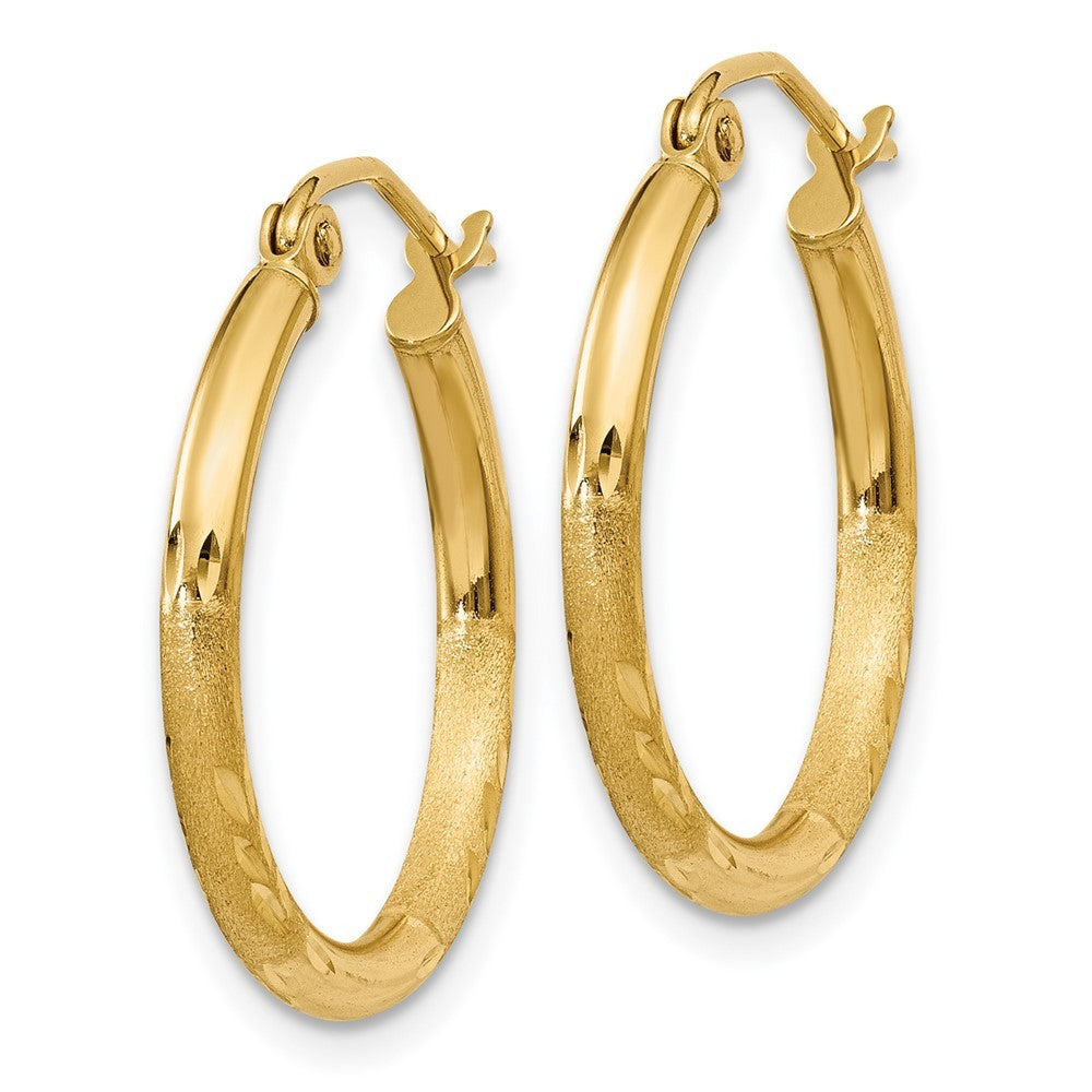 14k Yellow Gold Satin and Diamond-cut 2mm Round Tube Hoop Earrings