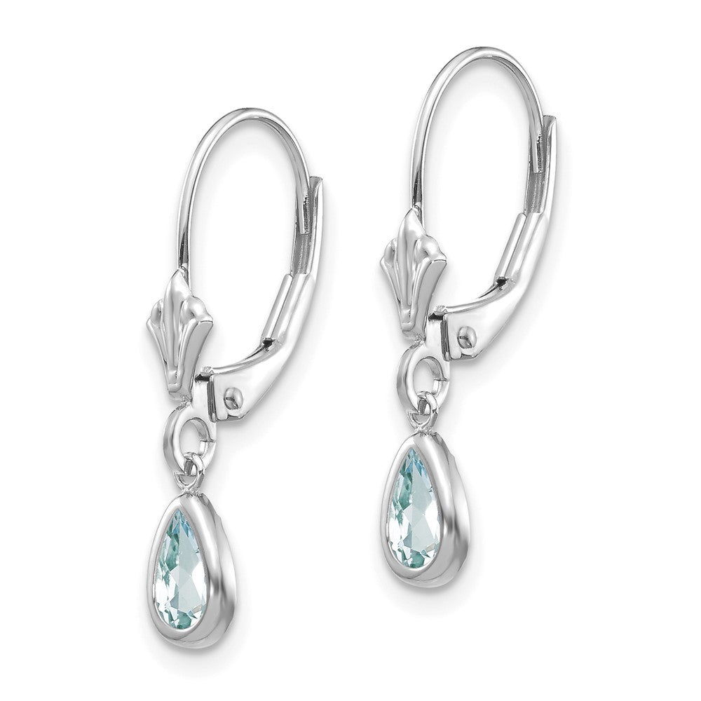 14k White Gold 6x4mm Aquamarine Stud Earrings