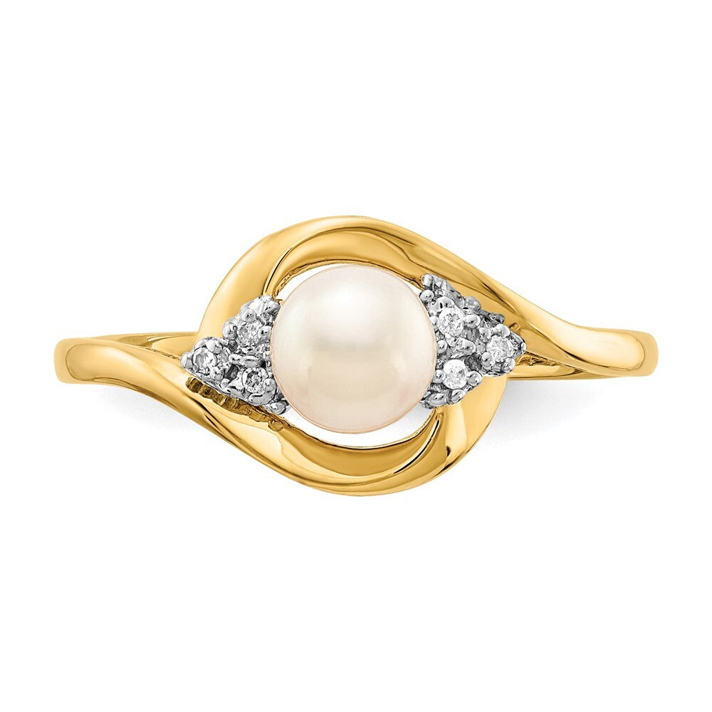 14K Yellow Gold FW Cultured Pearl and Diamond Ring