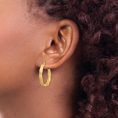 14k Yellow Gold Satin and Polished Scalloped Edge Hoop Earrings