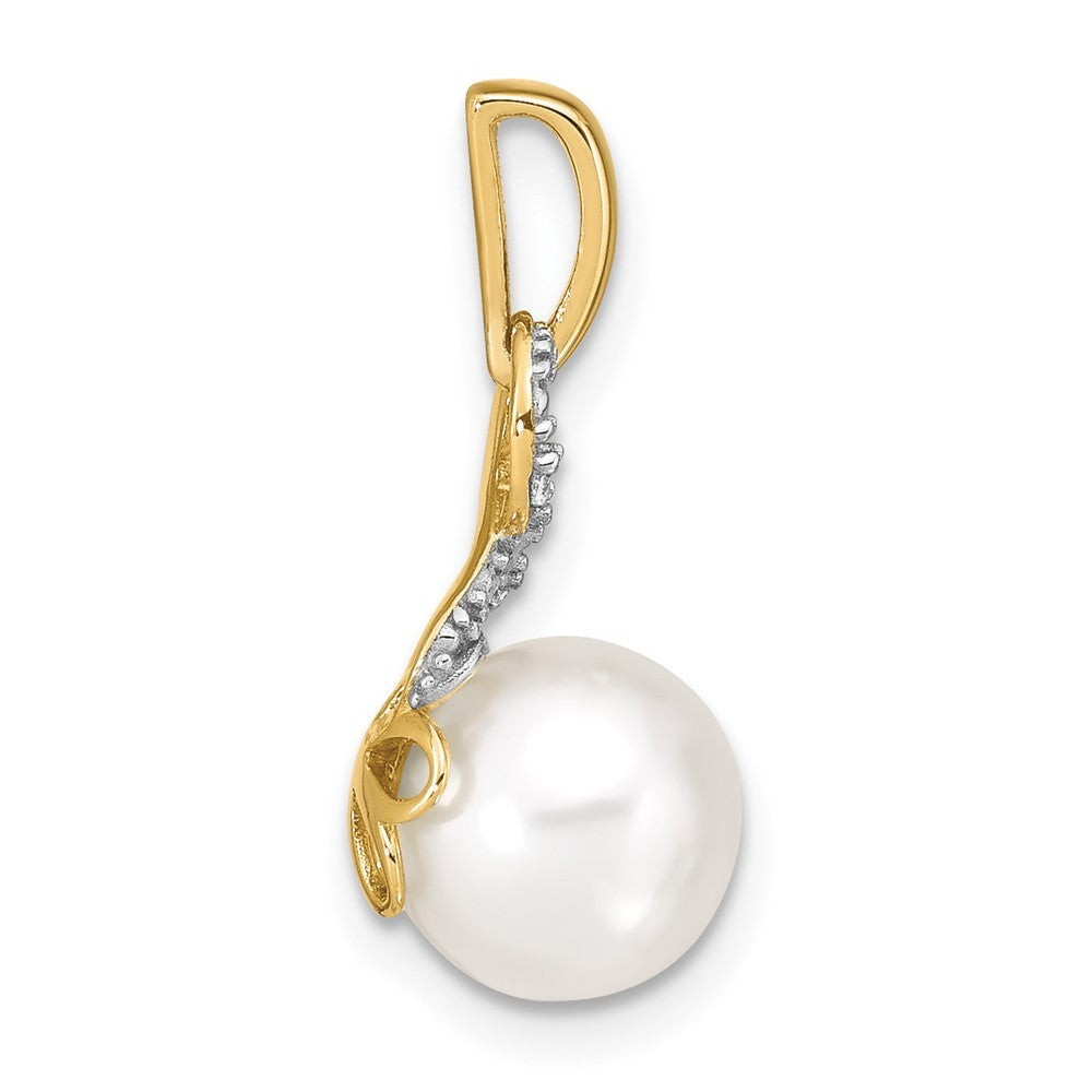 14k Yellow Gold 7-8mm Freshwater Cultured Pearl and Diamond Pendant