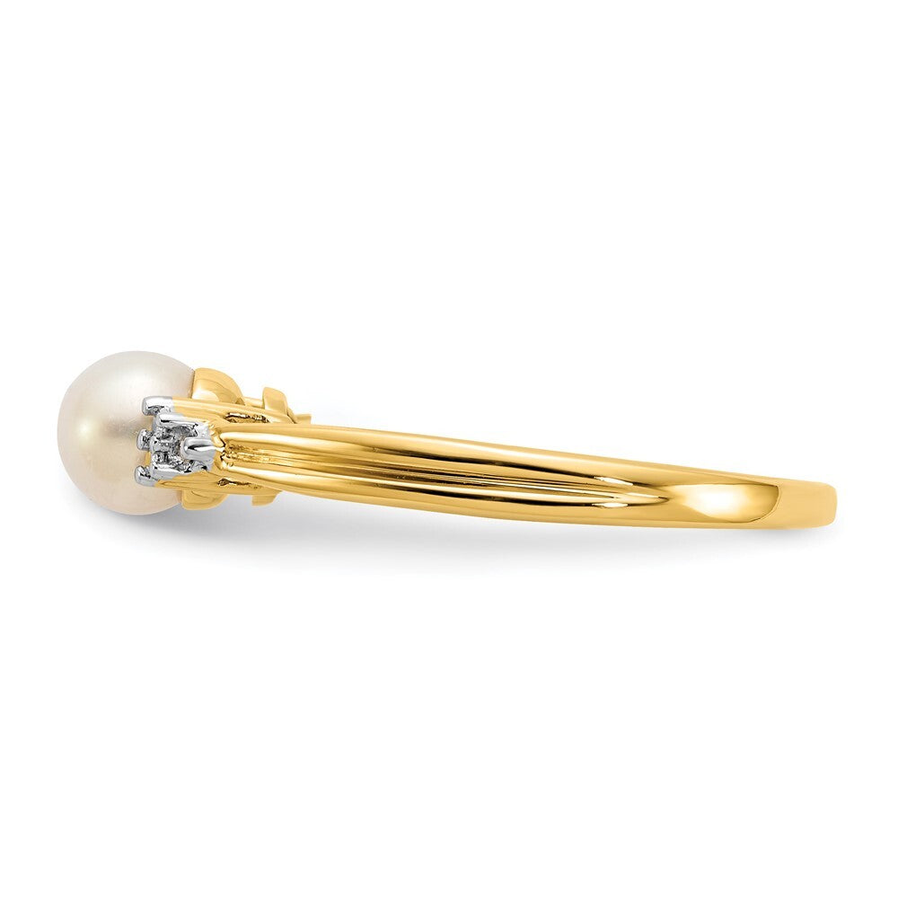 14K Yellow Gold Diamond and FW Cultured Pearl Ring