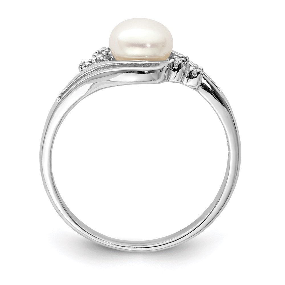 Sterling Silver Rhodium 6mm FW Cultured Button Pearl & Diamond Ring Size 7