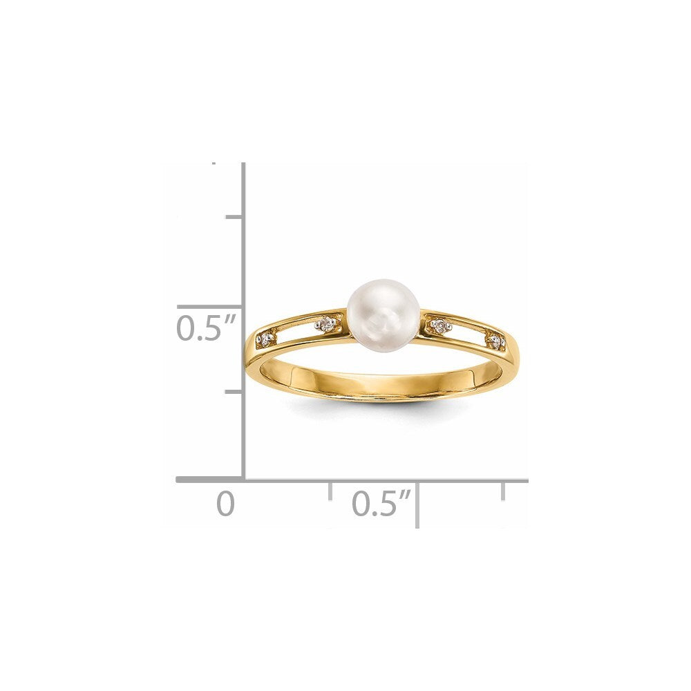 14K Yellow Gold Freshwater Cultured Pearl and Diamond Ring