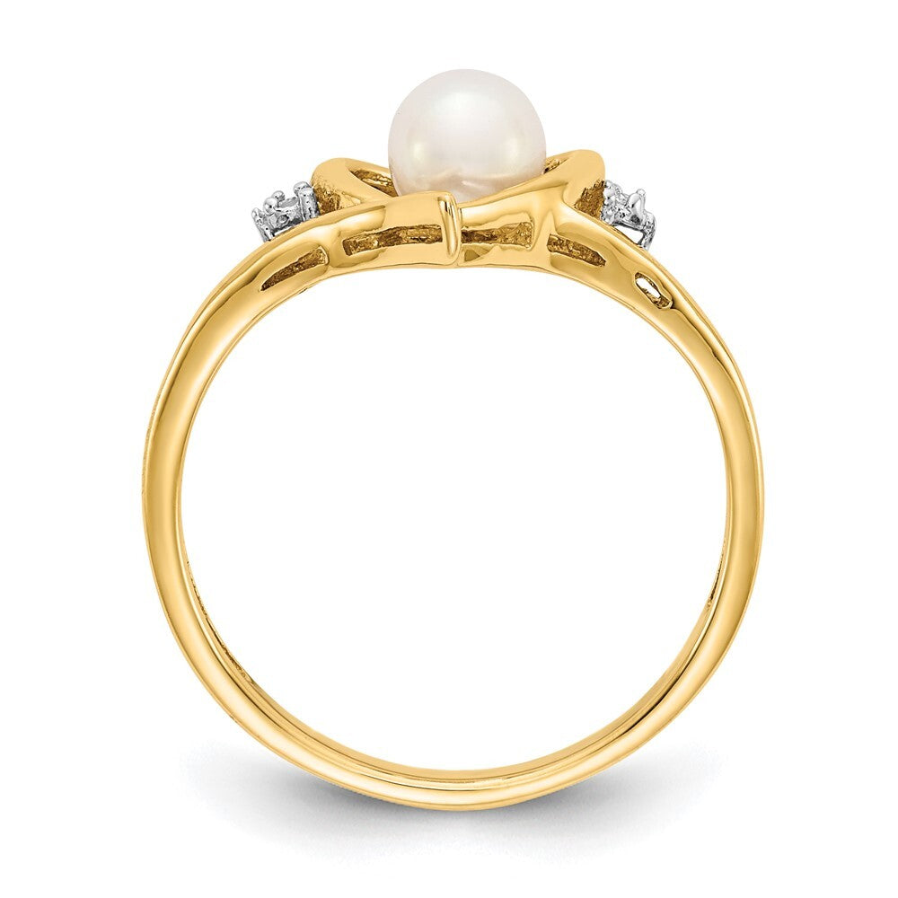 14K Yellow Gold FW Cultured Pearl and Diamond Heart Ring