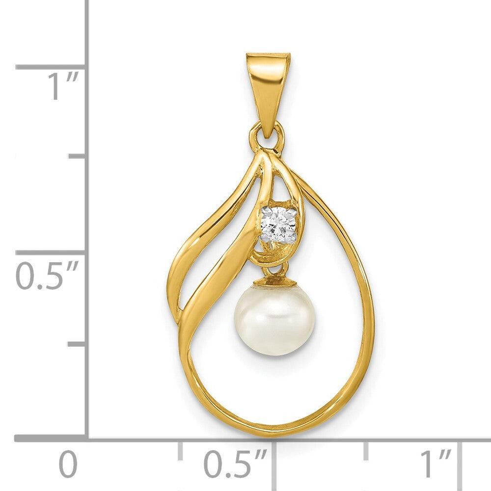 14k Yellow Gold 5-6mm White Round Freshwater Cultured Pearl & Diamond Pendant