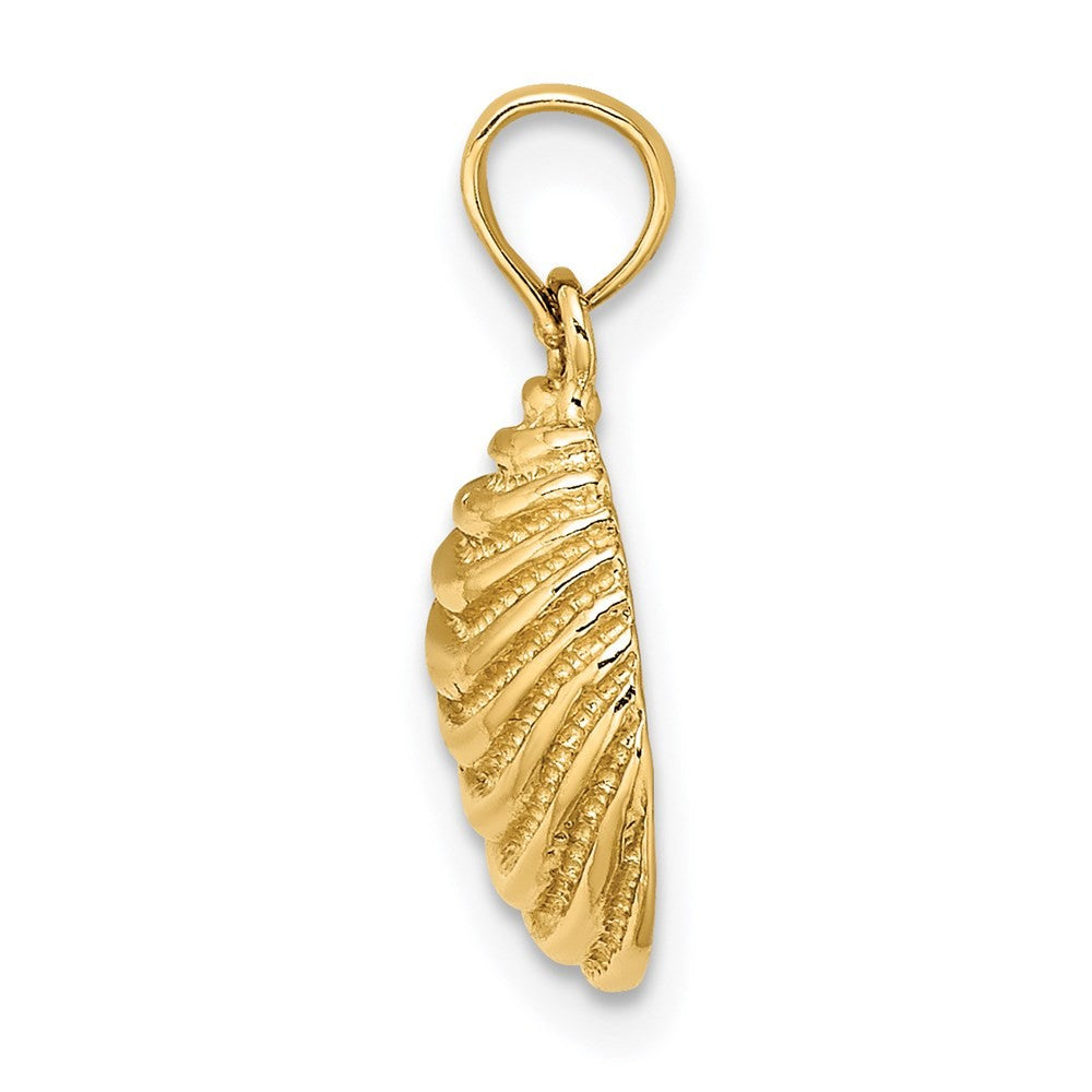 14k Yellow Gold Clam Shell Charm Pendant