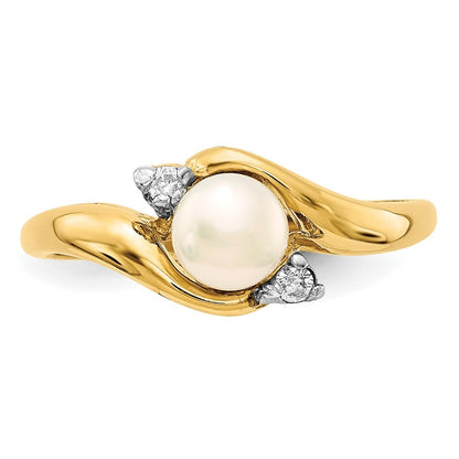 14K Yellow Gold 5-6mm Button Freshwater Cultured Pearl & Diamond Ring
