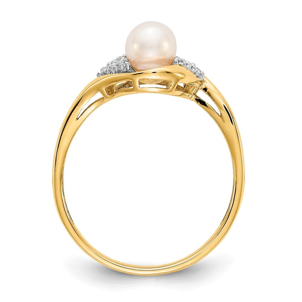 14K Yellow Gold FW Cultured Pearl and Diamond Ring