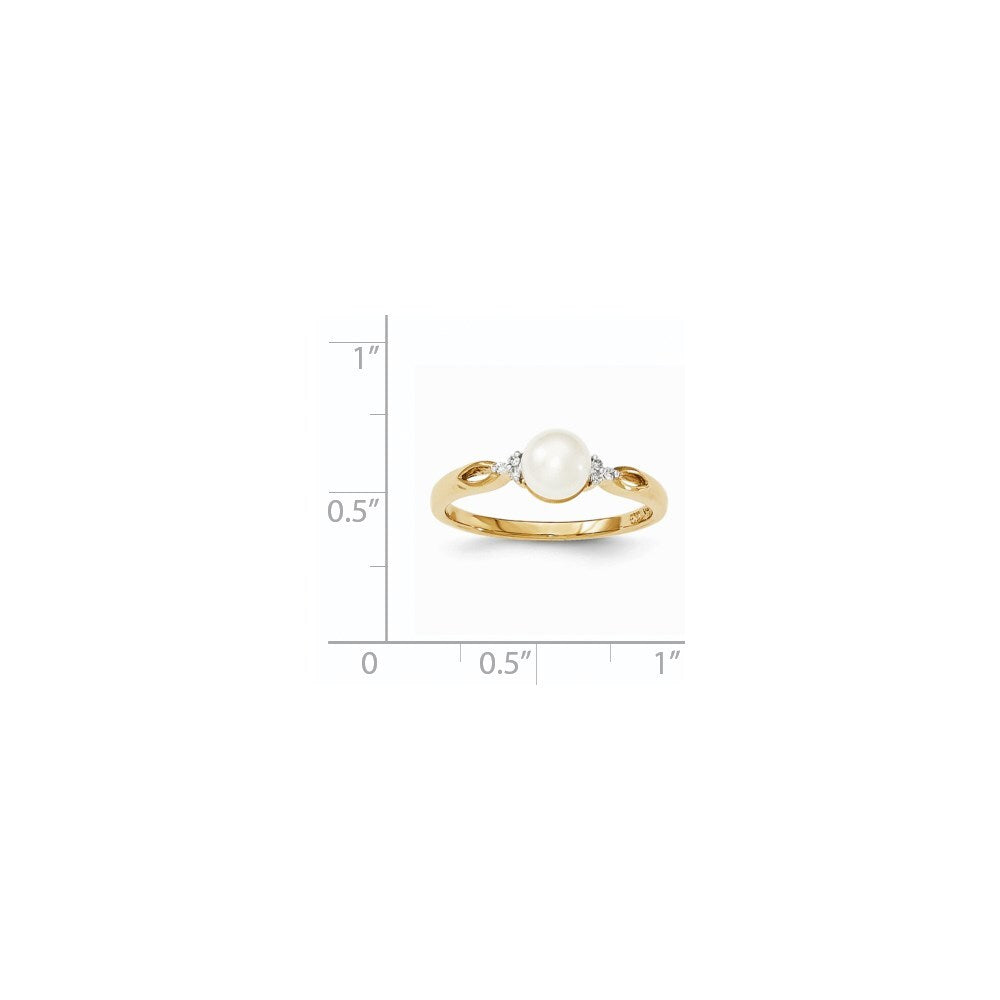 14K Yellow Gold FW Cultured Pearl and Diamond Ring