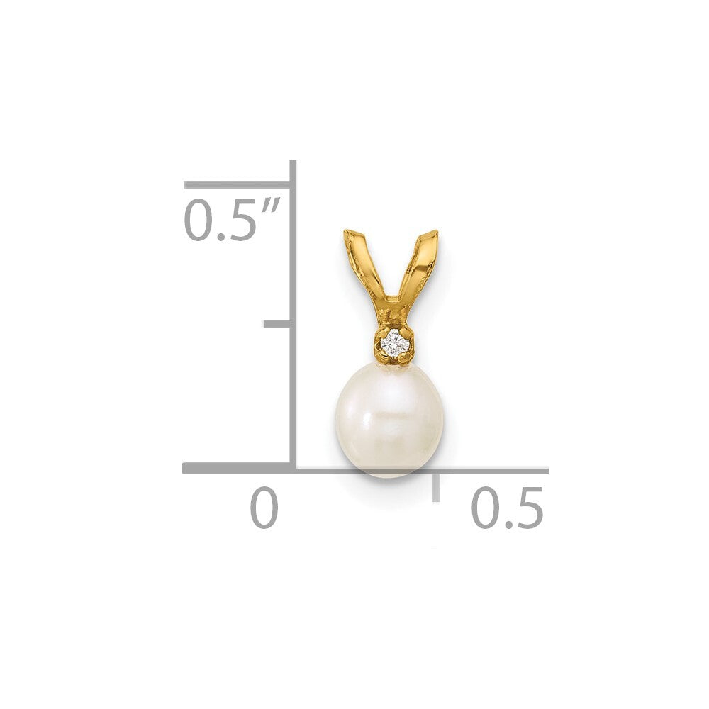 14k Yellow Gold 4-5mm White Near-Round Freshwater Cultured Pearl CZ Pendant