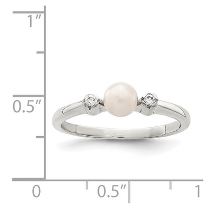 Sterling Silver Cubic Zirconia Imitation Pearl Ring Size 7