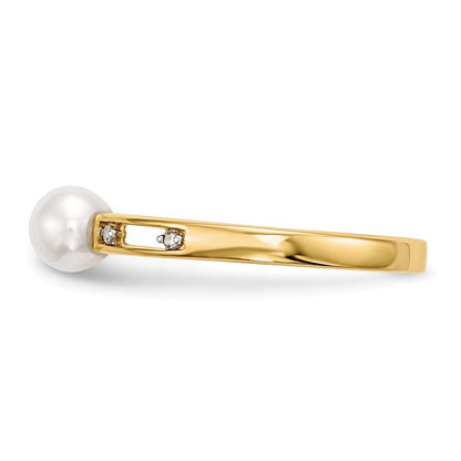 14K Yellow Gold Freshwater Cultured Pearl and Diamond Ring