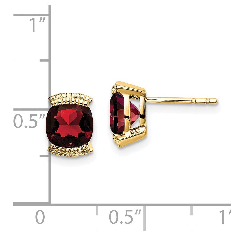 14k Yellow Gold Garnet Stud Earrings