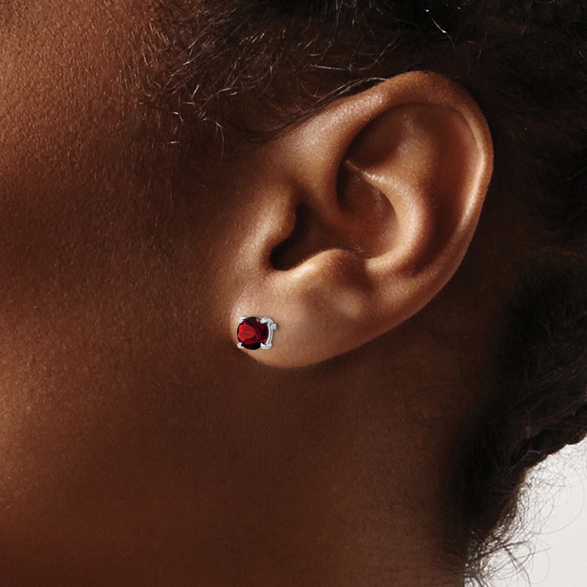 14k White Gold 5mm Round Garnet Post Earrings