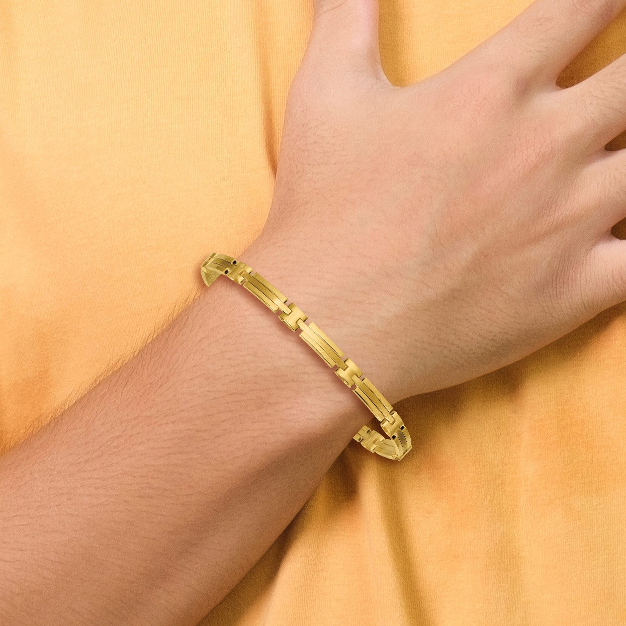 14k Polished and Brushed 5mm Fancy Bar Link 8 inch Bracelet