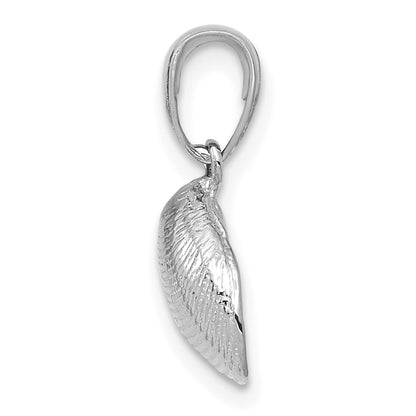 14K White Gold Small Clam Shell Pendant