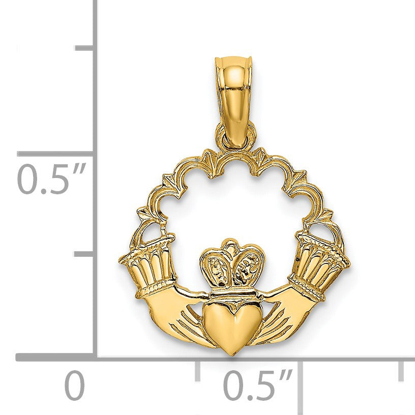 14K Engraved Claddagh In Scallop Circle Charm