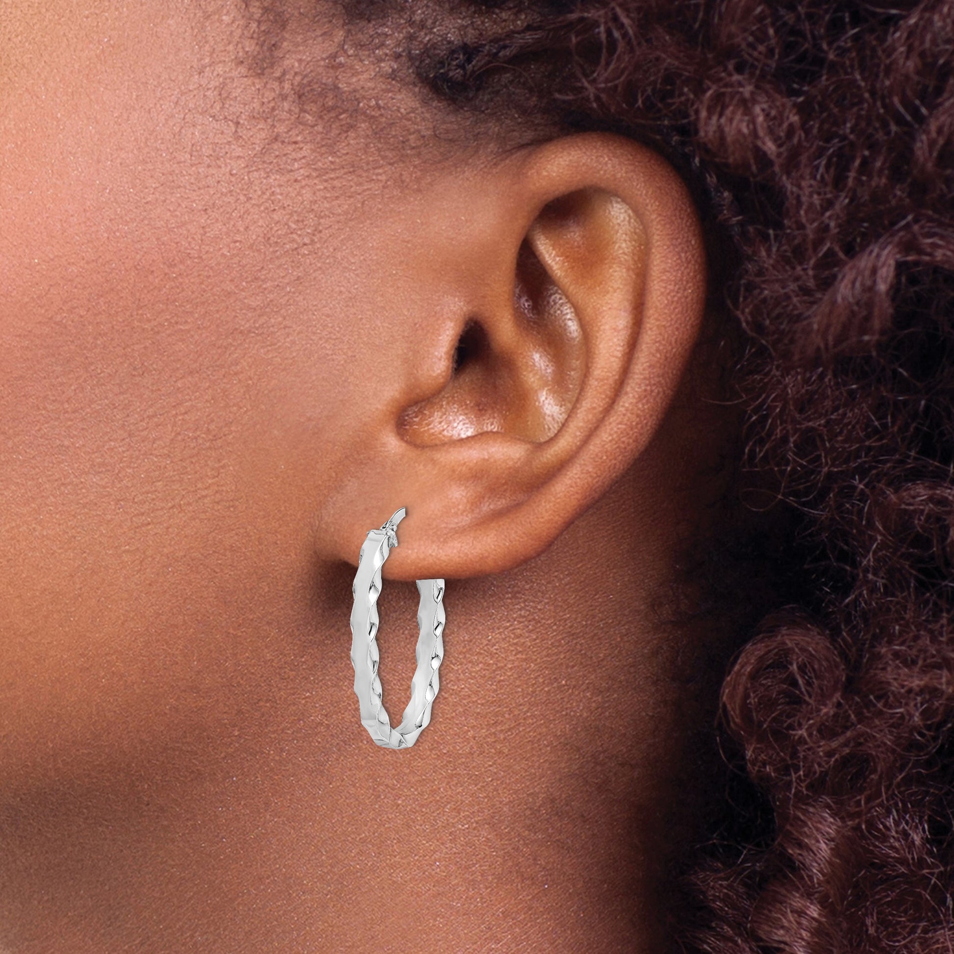 Sterling Silver RH-plated Scalloped Edge 4mm Oval Hoop Earrings