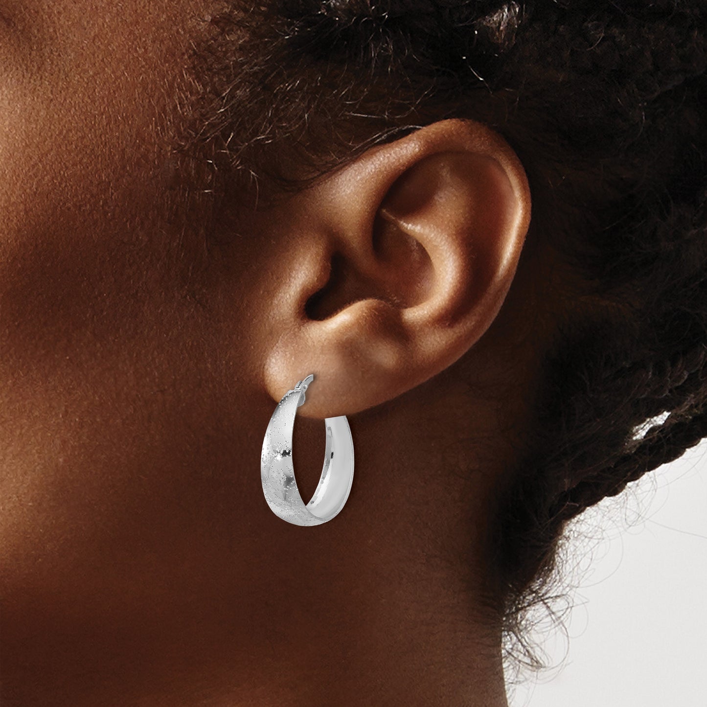 Sterling Silver RH-plated Sparkle Texture Tapered Round Hoop Earrings