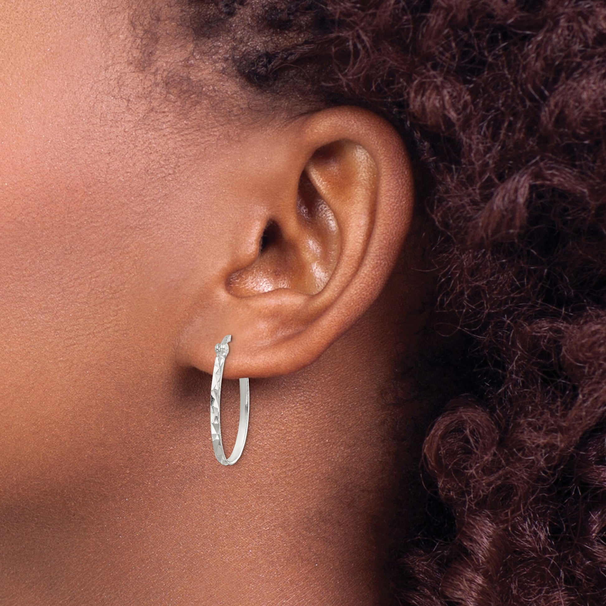 Sterling Silver Rhod-plated Polished/Textured 2mm Oval Hoop Earrings