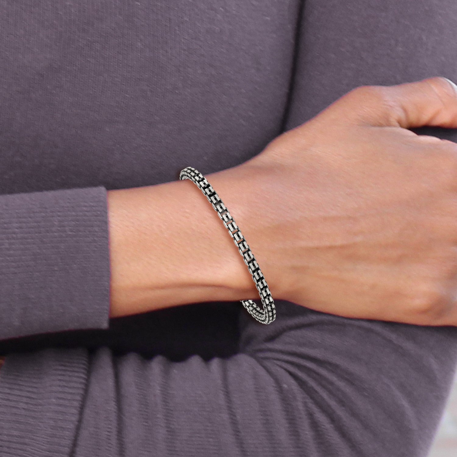 Sterling Silver Antiqued Brushed 4.00mm Fancy Box Link 7.75 inch Bracelet
