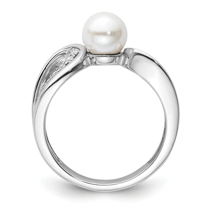 14K White Gold Polished 1/8 carat Diamond and White Freshwater Cultured Pearl Size 7 Ring