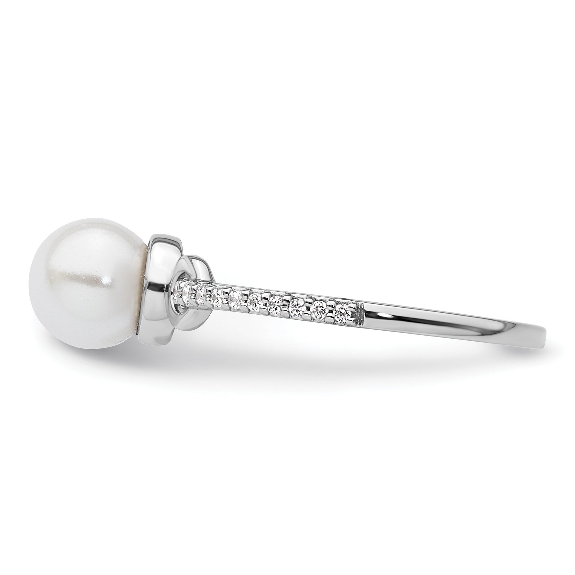 14K White Gold Polished White Freshwater Cultured Pearl and 1/15 carat Diamond Fashion Ring