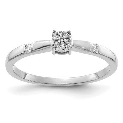 14k White Gold 1/15 carat Diamond Cluster Ring