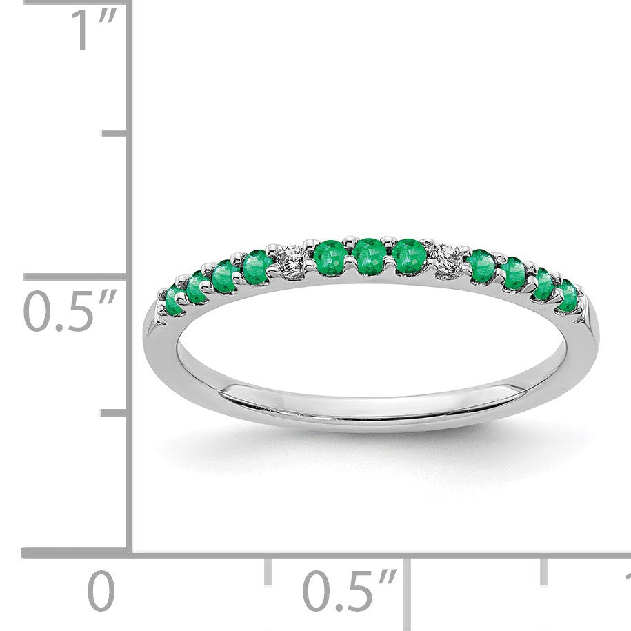 14k White Gold Diamond and Emerald Band