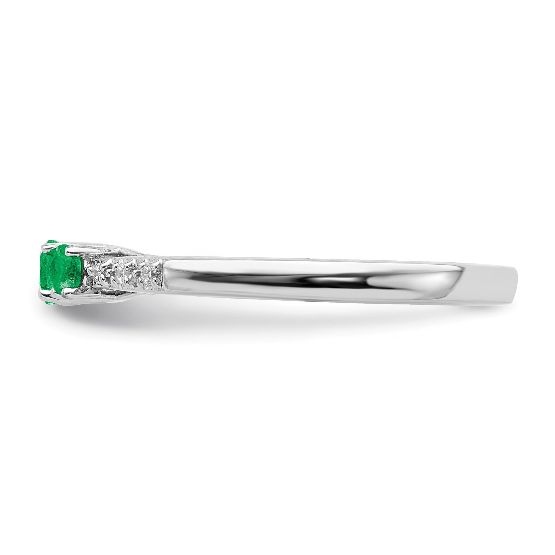 14k White Gold Graduated Emerald and Diamond 3-stone Ring