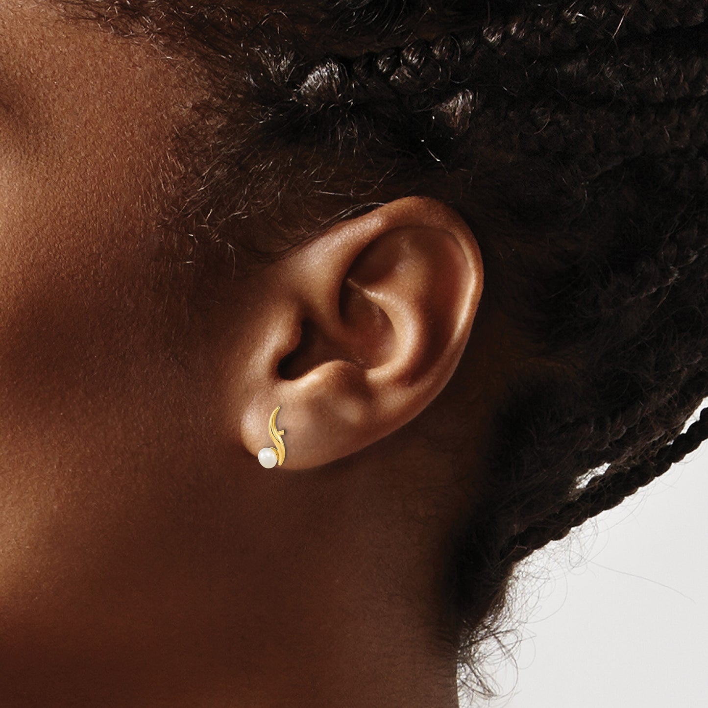 14K Madi K Polished 3-4mm White Button Freshwater Cultured Pearl Post Earrings