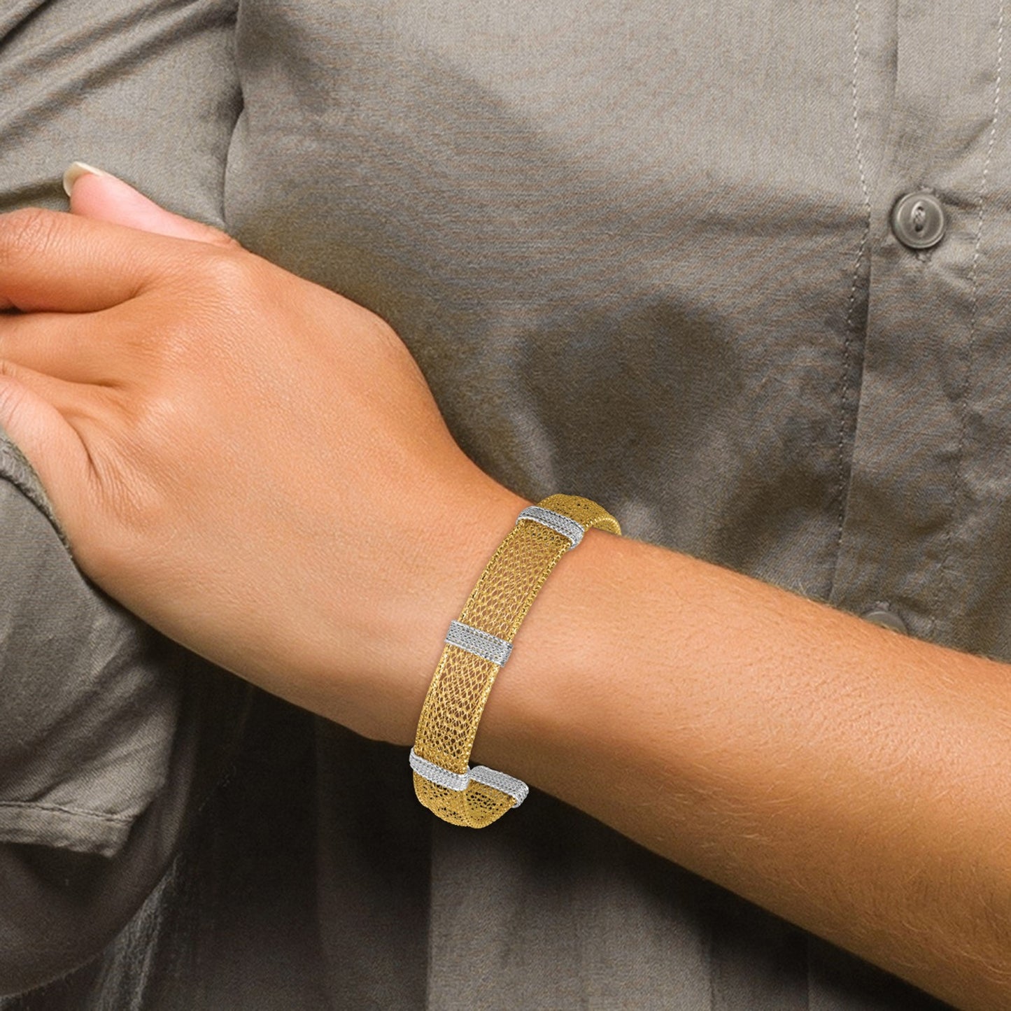 14k Two-tone Textured 10.6mm Mesh 6.75 inch Bracelet Plus 1 inch Extender